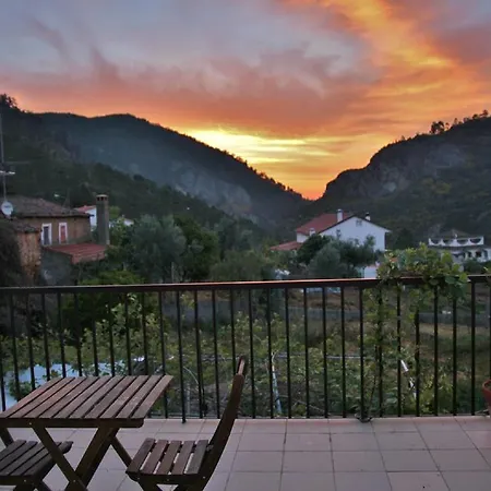A Casa Da Lena Foz do Cobrão