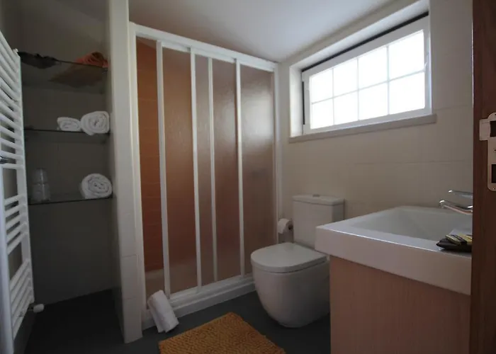 A Casa Da Lena Holiday home Foz do Cobrao